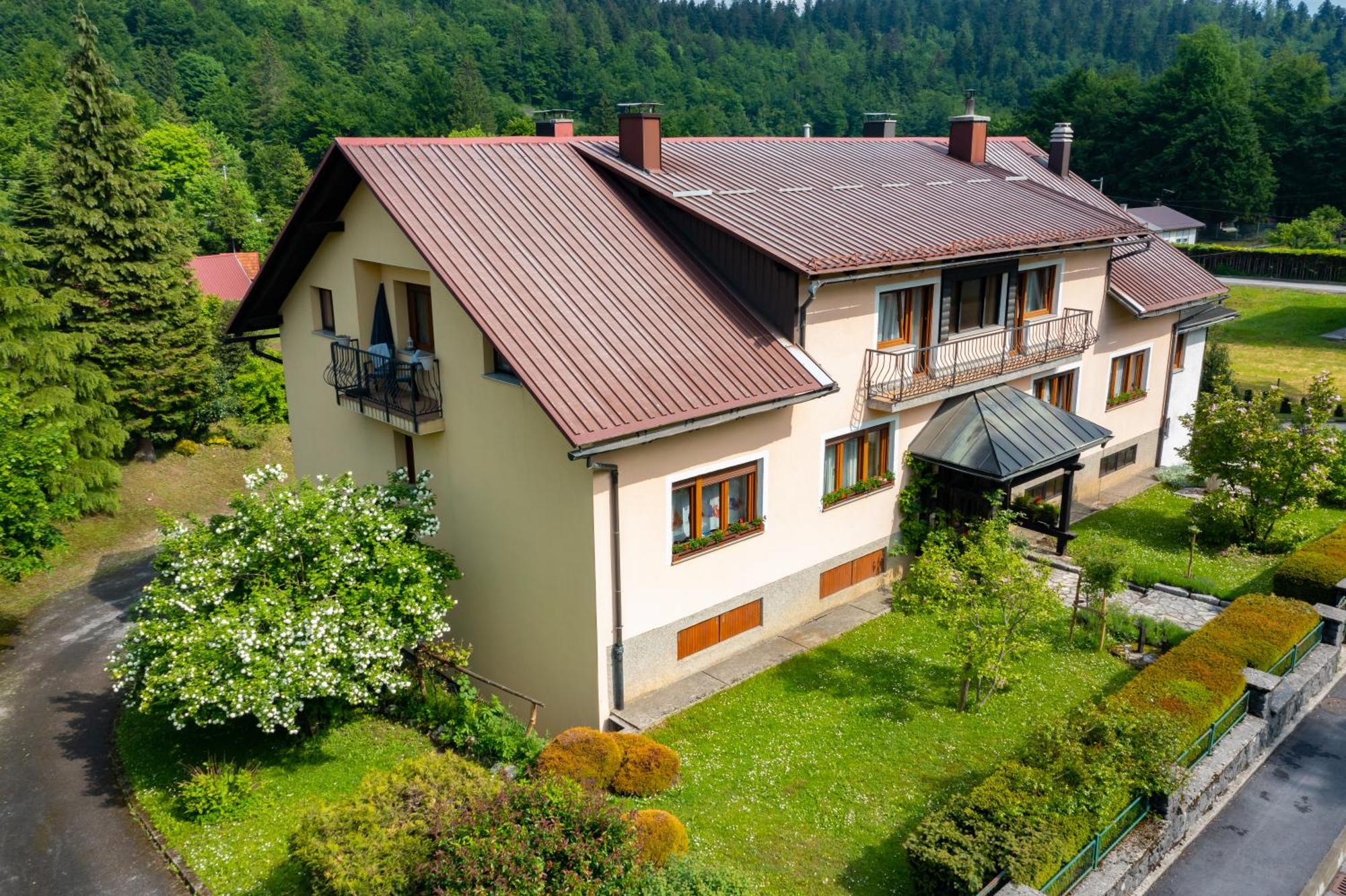 Apartmani Gruzdovo Delnice Exterior foto